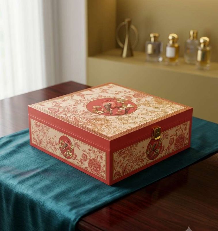 The Floral Print MDF Hamper Box with 4 Salsa Glass Jars