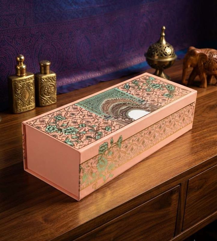The Beautiful MDF Box with 3 Salsa Glass Jars